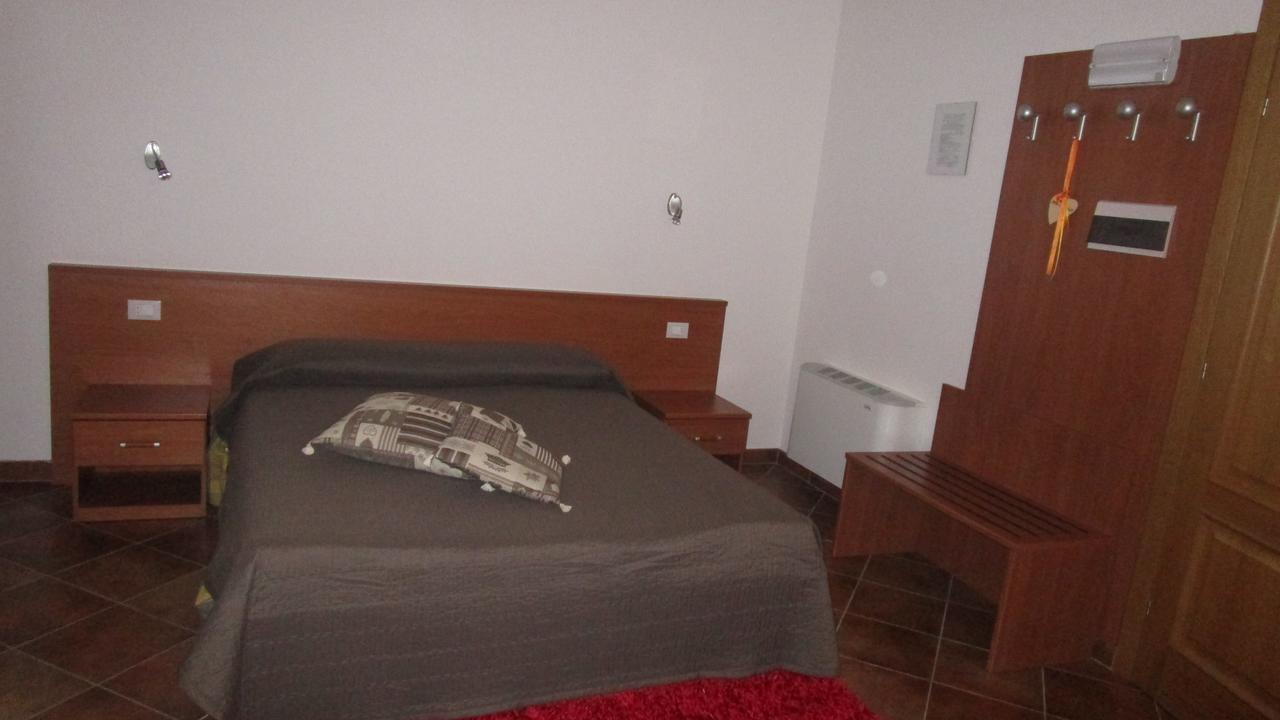 Al Castello Otel Artegna Oda fotoğraf